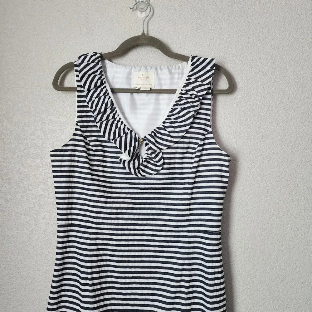KATE SPADE‎ Striped Ruffle Neck Shift Dress with Gold Button Detail Size 10